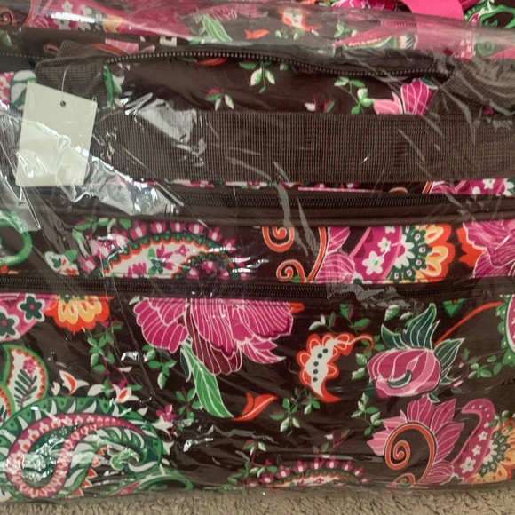 Large tropical floral print duffel bag. - Picture 4 of 4